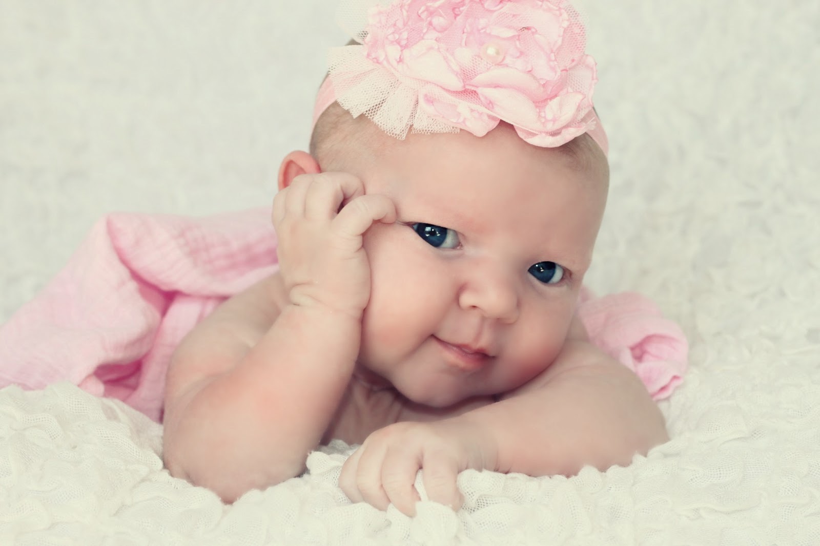 Create Your Etsy Account DIY 29 Newborns Who Really Nailed Their First Photo Shoot (Born) ready for their close-up.